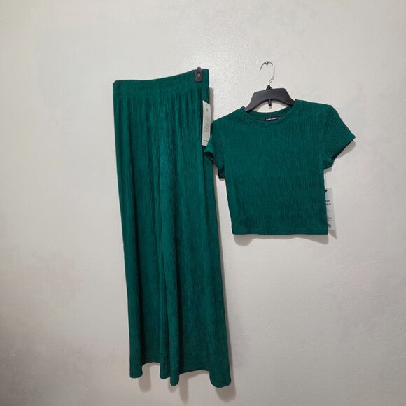 Love Poem 2pcs Emerald Green Crinkled Plissé Short Sleeve Wide Leg Pants Set - Picture 6 of 12